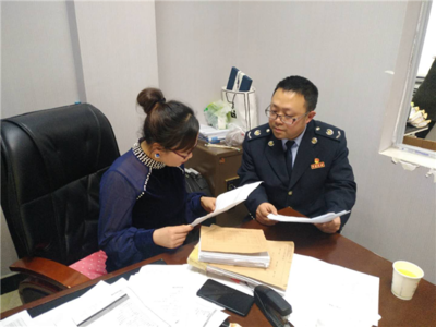 甕安縣稅務(wù)局 減稅降費(fèi)精準(zhǔn)落地，納稅服務(wù)升級(jí)獲“三感”贊譽(yù)